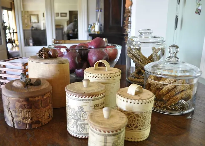 Anna's Mansion וולוס