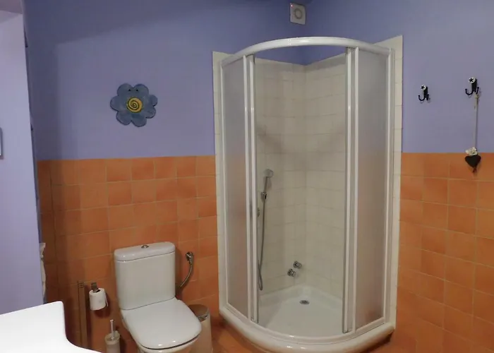 Anna's Mansion וולוס