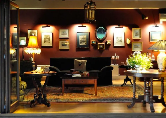 Anna's Mansion * וולוס