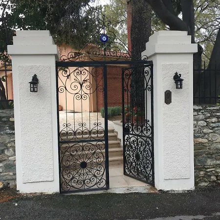 Anna's Mansion