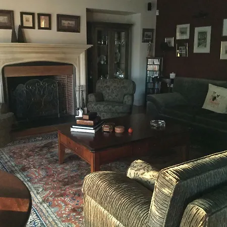 Anna's Mansion *