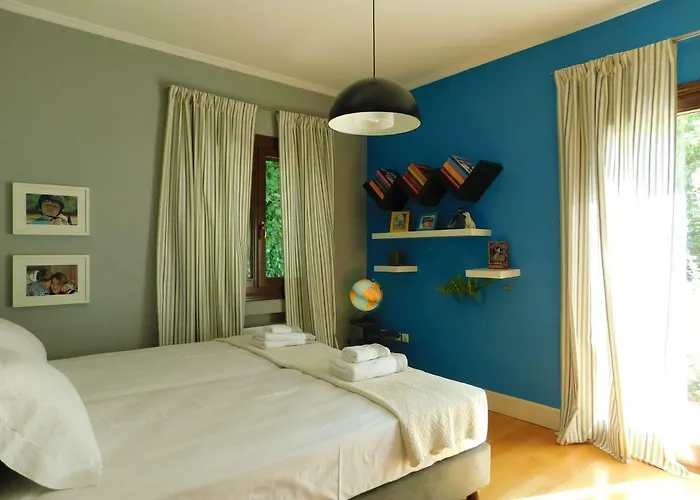 Anna's Mansion * Volos